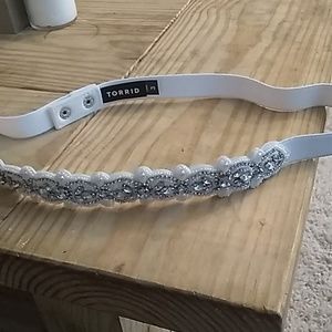 torrid Accessories - Special occasion ivory beaded belt. torrid Accessories - Special occasion ivory beaded belt.